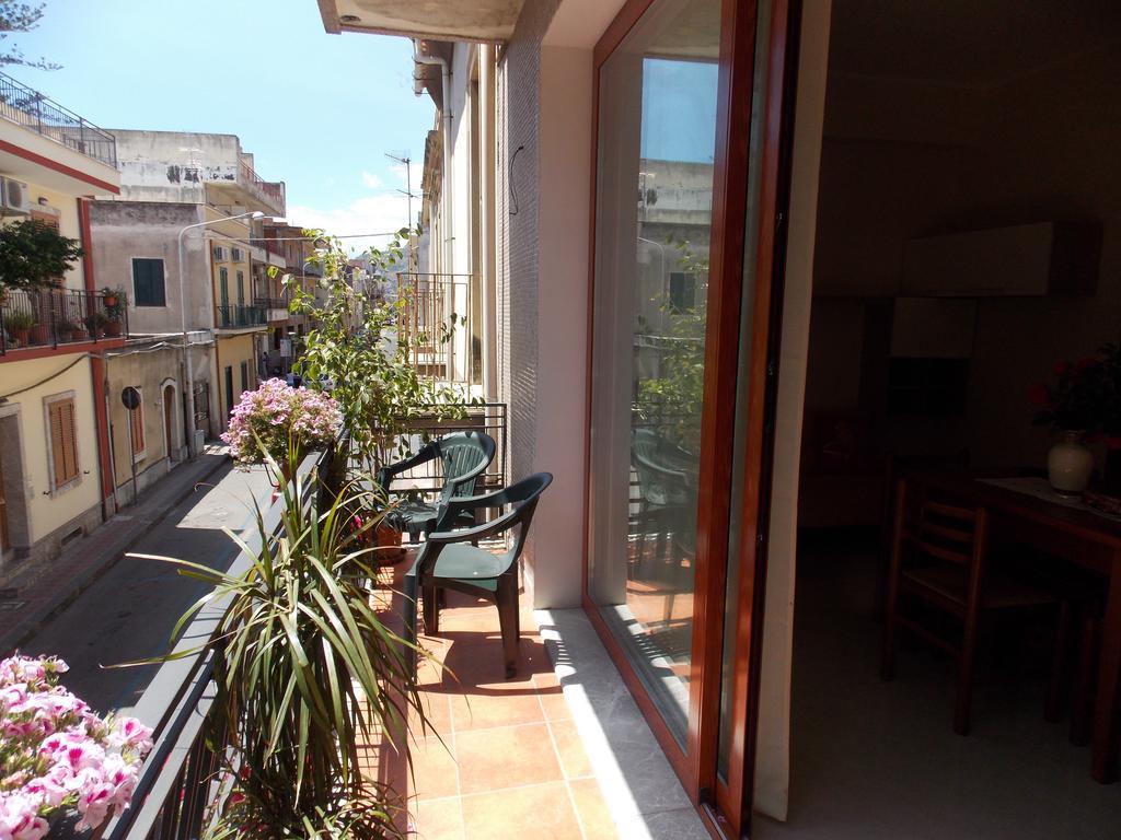 B&B Mariafrancesca Santa Teresa Di Riva Exterior photo